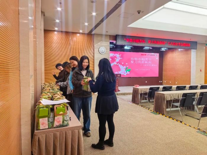 b39fc0ac-e2df-4a0f-8c2e-ee710be5f80f